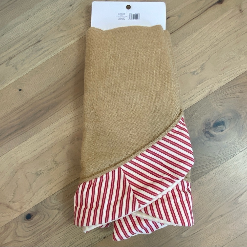 ASHLAND Burlap Jute/Red Stripe Christmas Tree Skirt 48 in. NEW Tags Home Decor - Picture 3 of 4